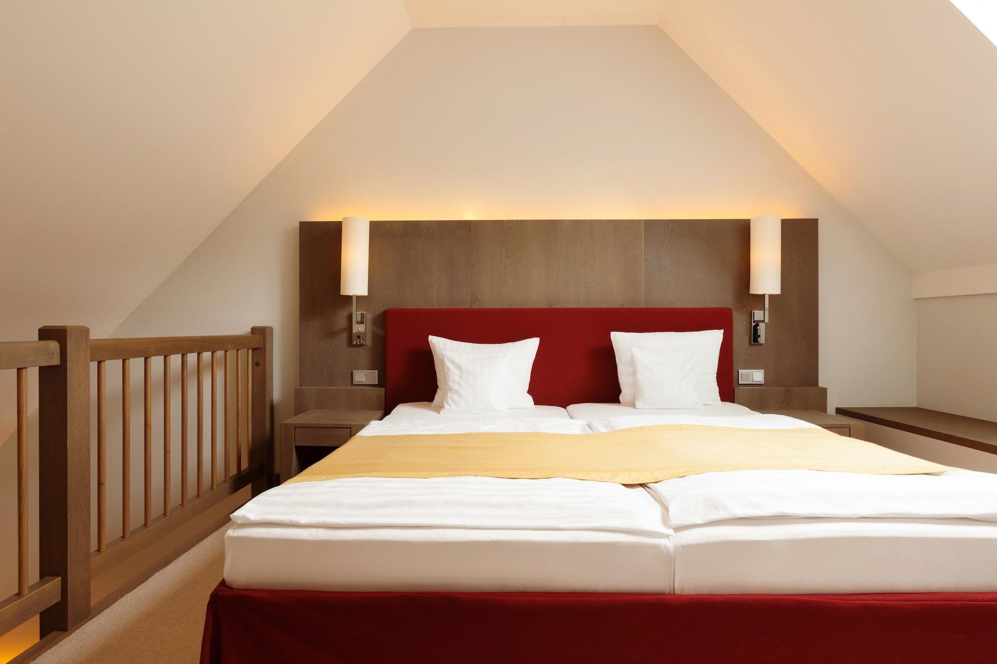 Hotel A-ROSA Kitzbühel Exterior foto A typical hotel room