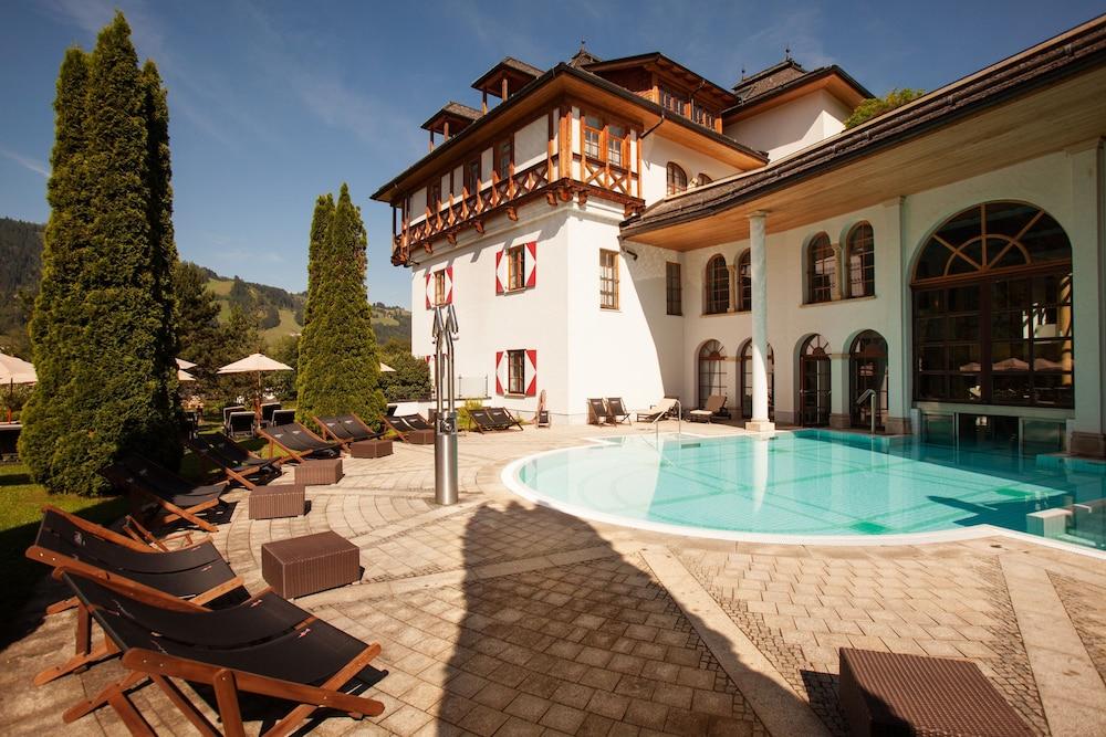 Hotel A-ROSA Kitzbühel Exterior foto The Hotel Axelmannstein