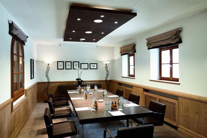 Hotel A-ROSA Kitzbühel Exterior foto Meeting room