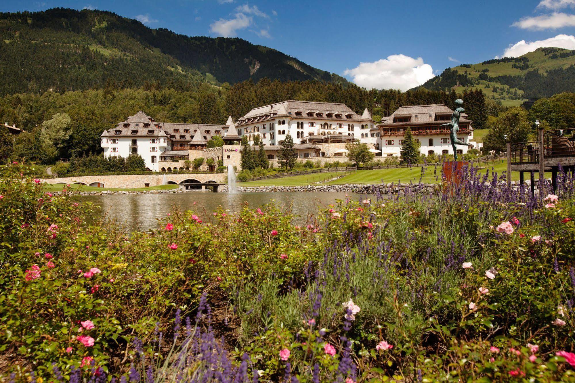 Hotel A-ROSA Kitzbühel Exterior foto The Hotel Axelmannstein